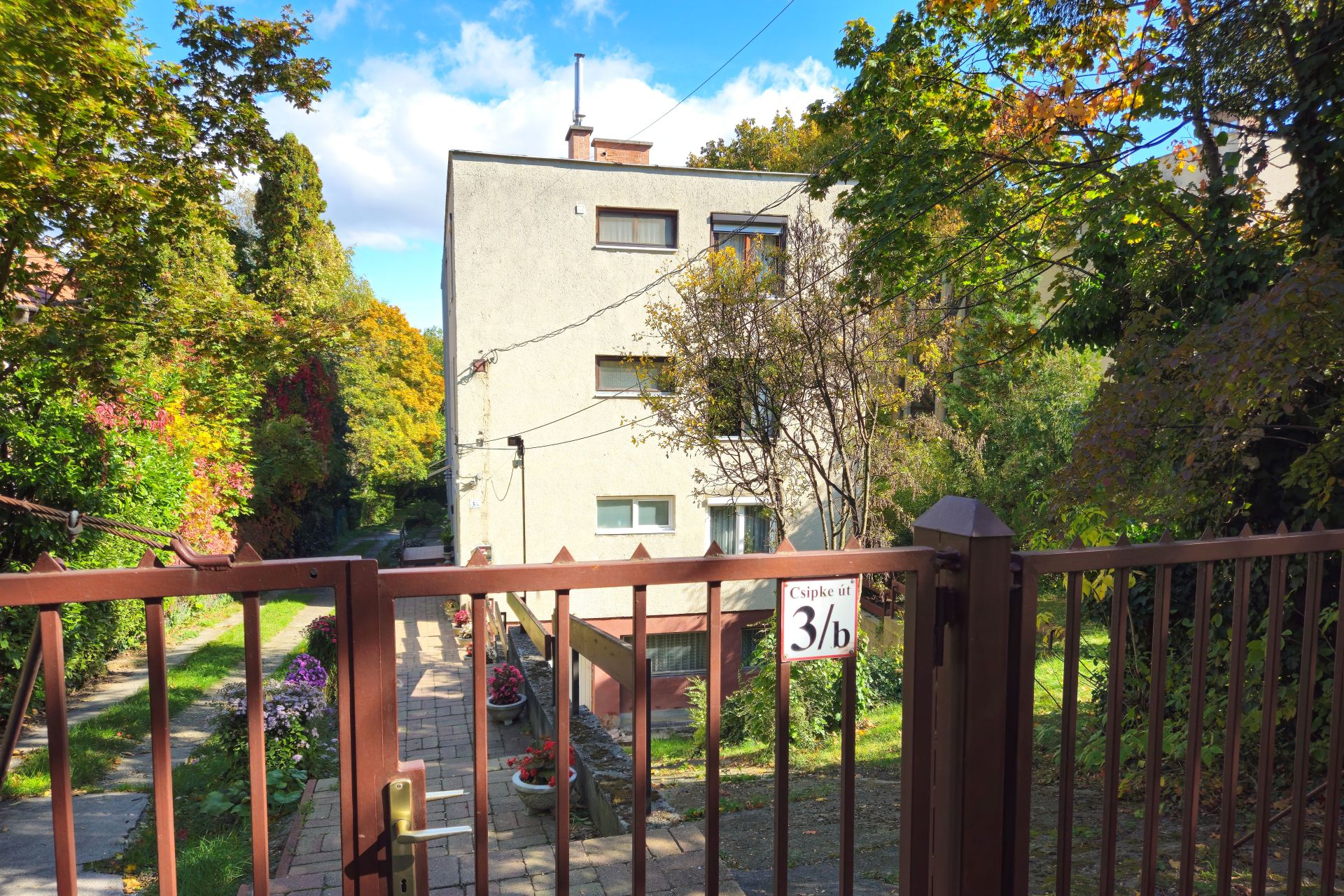 1125 Budapest, Csipke út 3/B 1125 Budapest, Csipke út 3/B