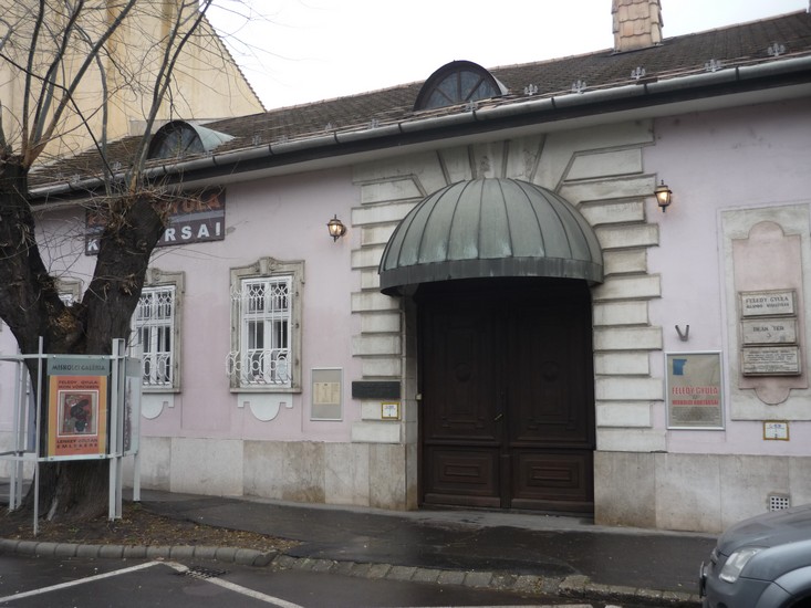 EMLÉKESTEK A MÚZSÁK KERTJÉBEN