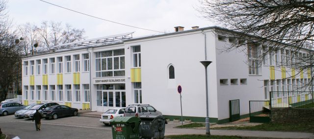 2800 Tatabánya, Botond vezér utca 1. házszámon, 11091