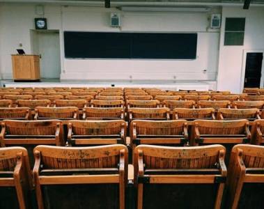 Tájékoztató az elmaradt vizsgákról, beszámolókról és tantermi kötelező továbbképzésekről – 2020.04.02.