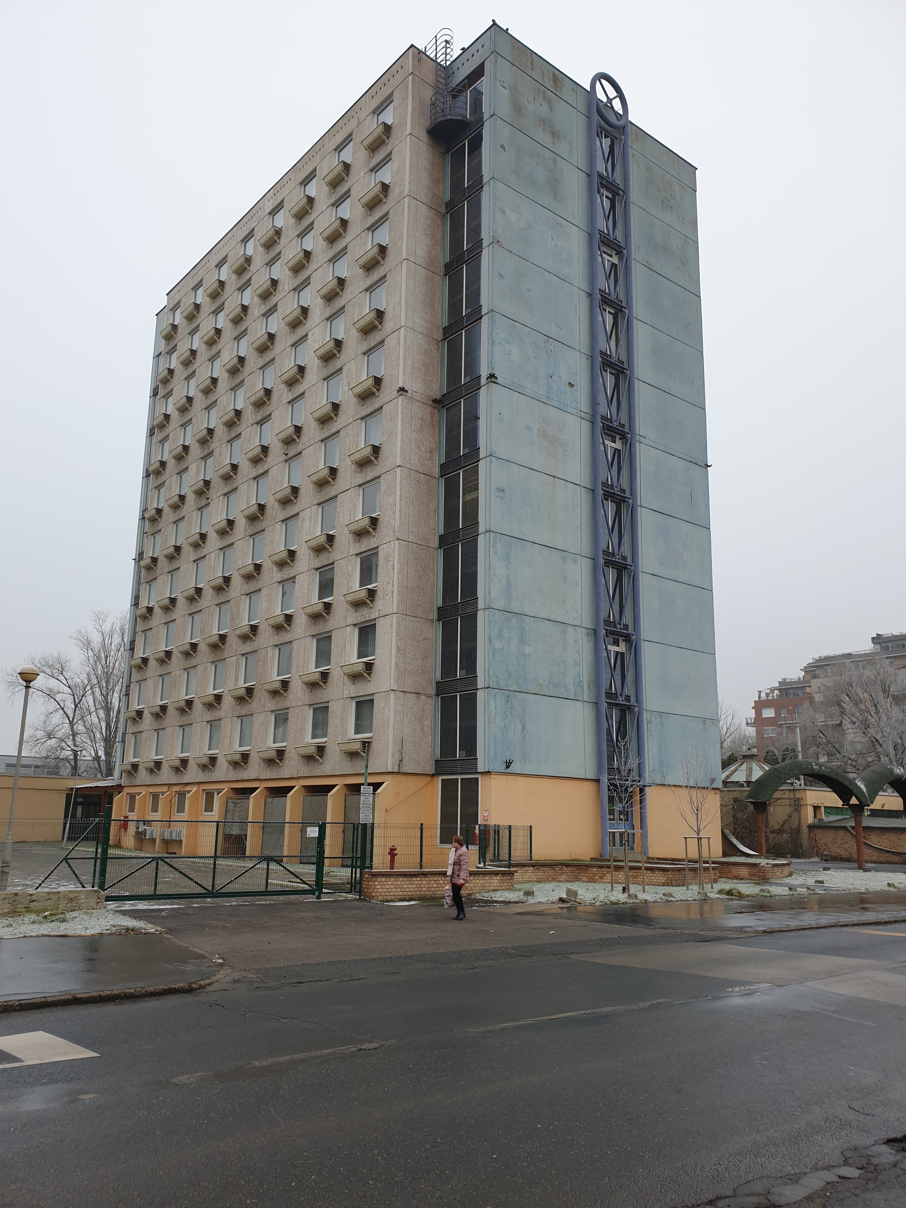 1039 Budapest, Pünkösdfürdő u. 42-46. sz.