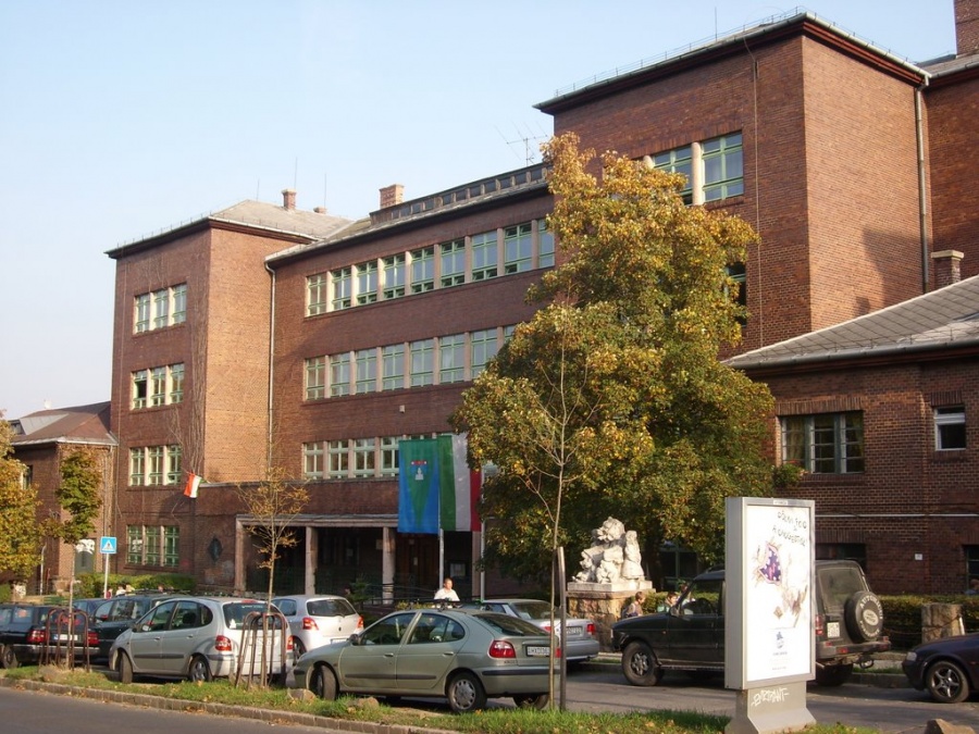 1126 Budapest, Németvölgyi út 42-52