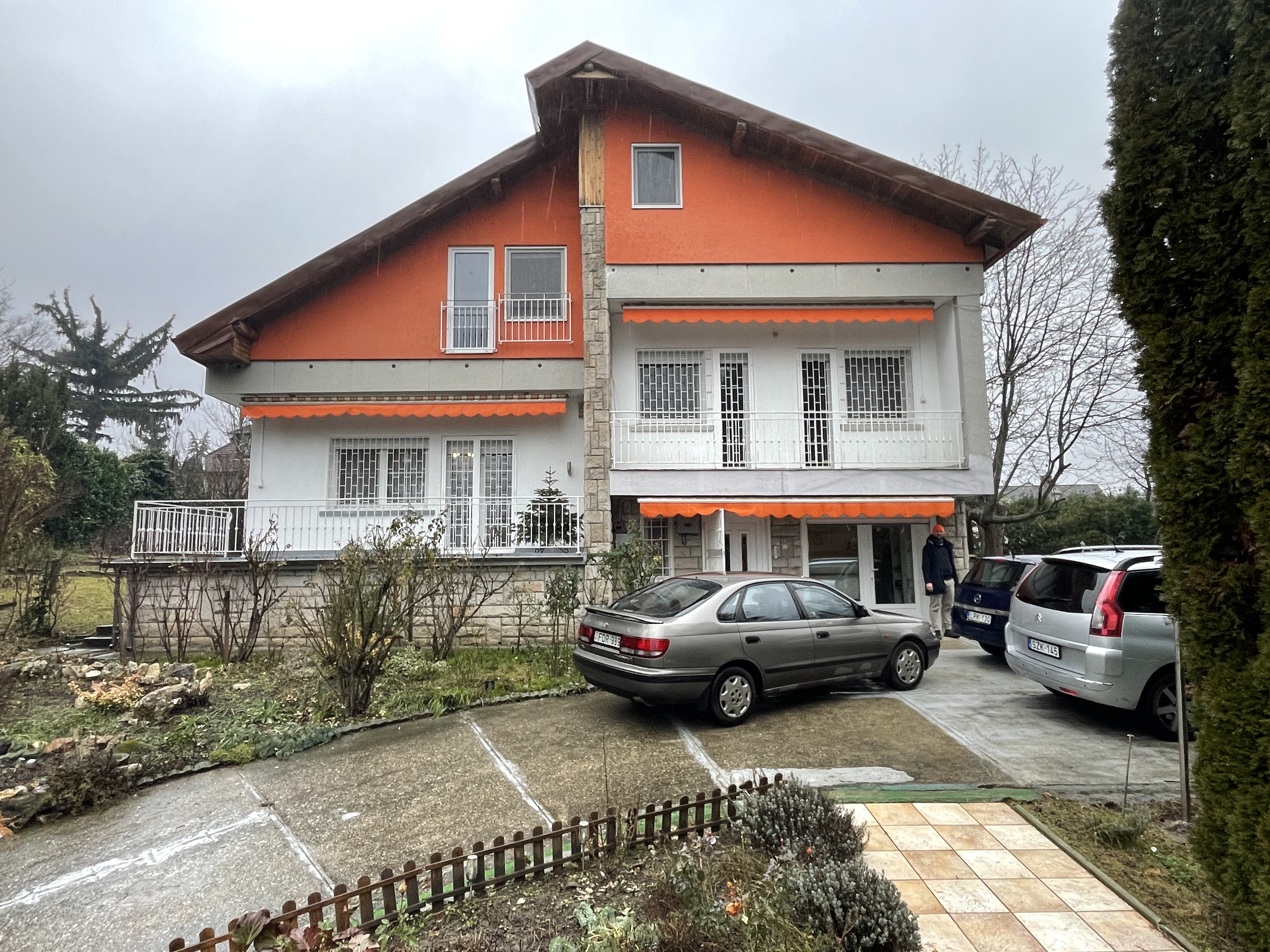 1028 Budapest, Kisfaludy u. 27.