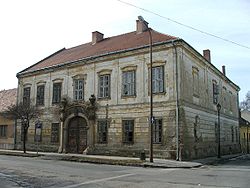 ESZTERGOM SÁNDOR-PALOTA FELÚJÍTÁSA