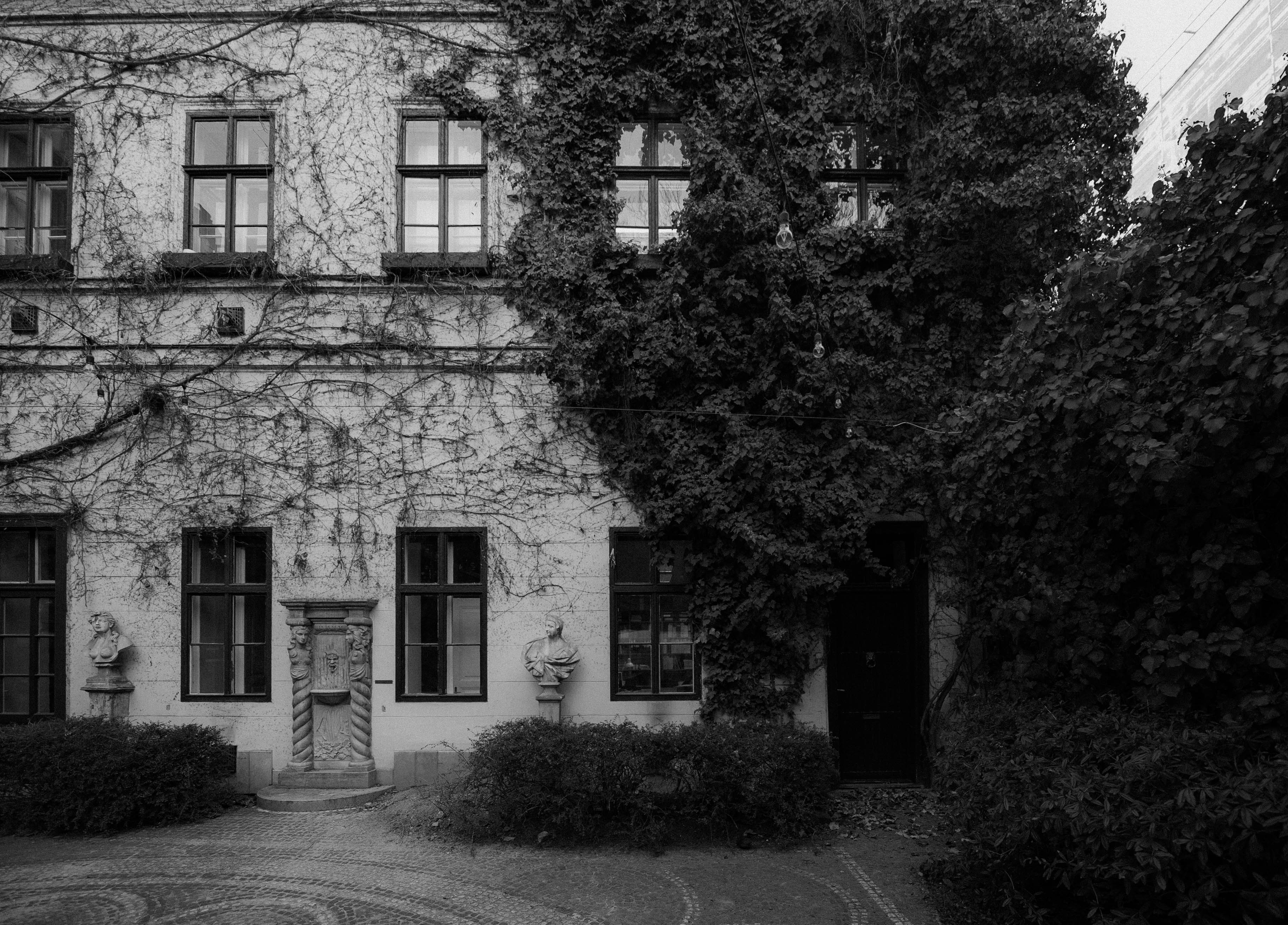 A szakmagyakorlás sokrétűsége a műemlékvédelemben III.