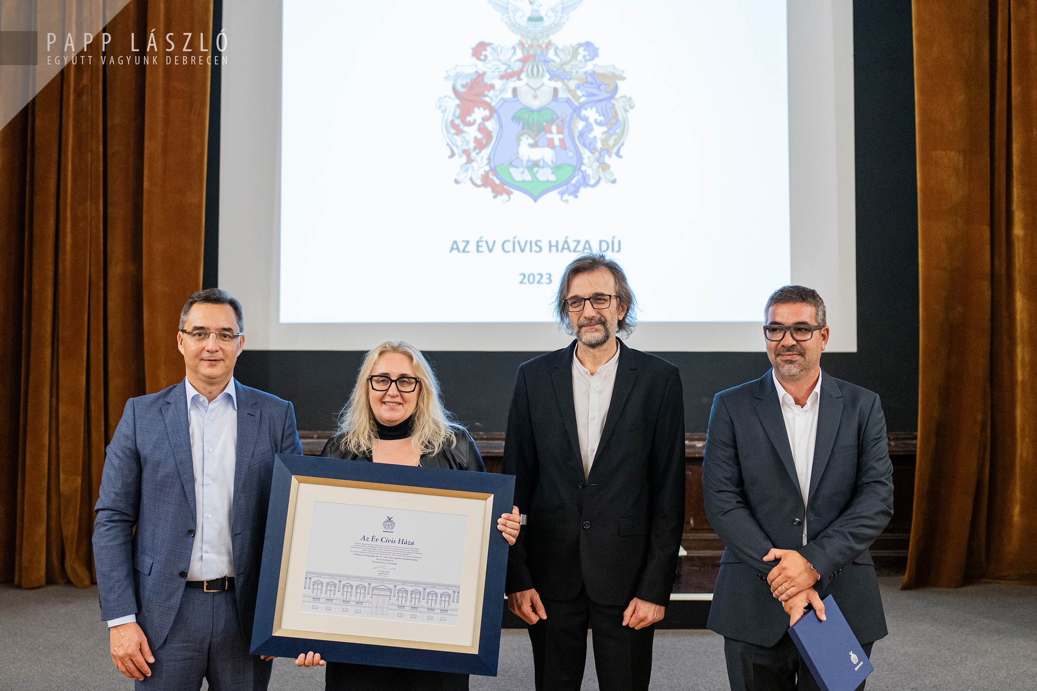 GRATULÁLUNK – AZ ÉV CÍVIS HÁZA