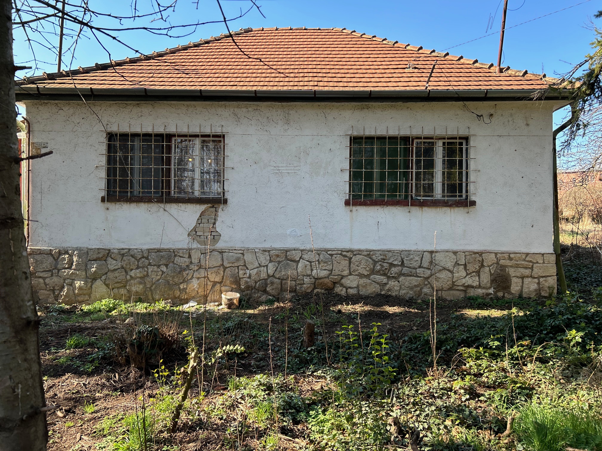 2071 Páty, Telki út 4.